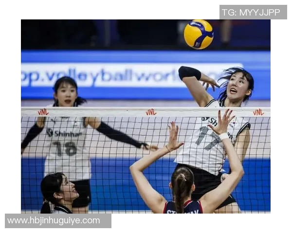 成都排球队以53分领跑杯赛积分榜展现强劲实力和团队合作精神