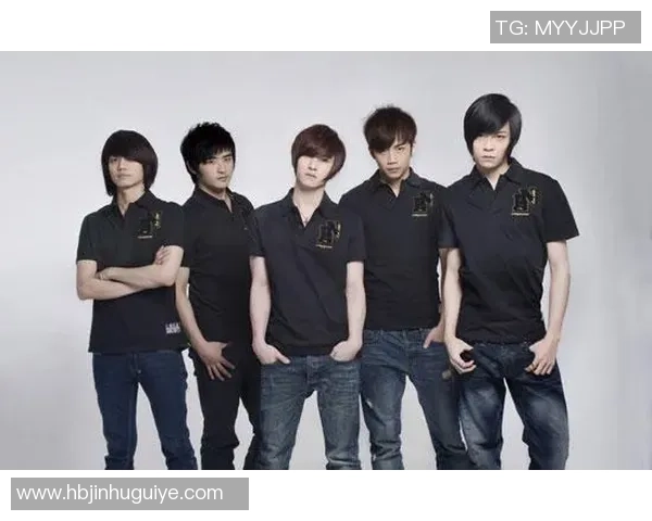 足球明星因私人原因拒绝与粉丝合影引发热议粉丝心情复杂